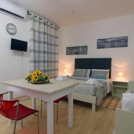 Monolocali Del Vico Apartment *
